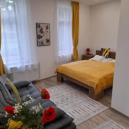Adamko Borkert Haz Bed & Breakfast Villány