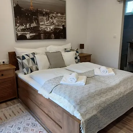 Bed & Breakfast Adamko Borkert Haz
