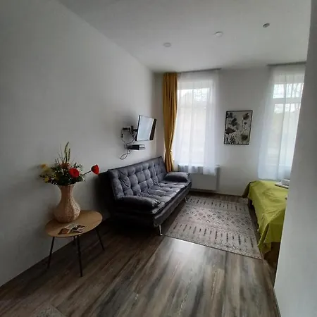 Couette-café Adamko Borkert Haz 3*