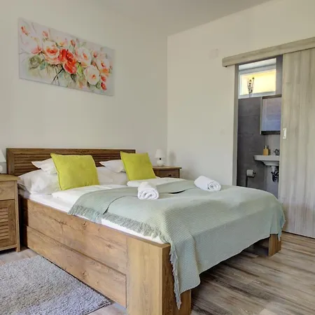 Bed & Breakfast Adamko Borkert Haz 3*