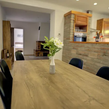 Panzió Adamkó Borkert Ház Villány