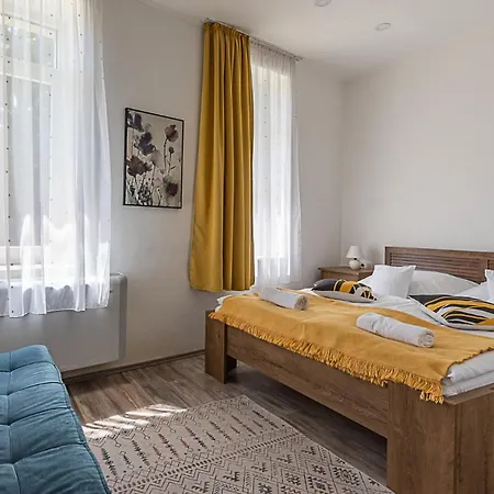 Adamko Borkert Haz Bed & Breakfast Villány