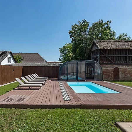 Bed and Breakfast Adamko Borkert Haz